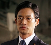 「シン・ゴジラ」より、内閣総理大臣補佐官・赤坂秀樹役の竹野内豊。