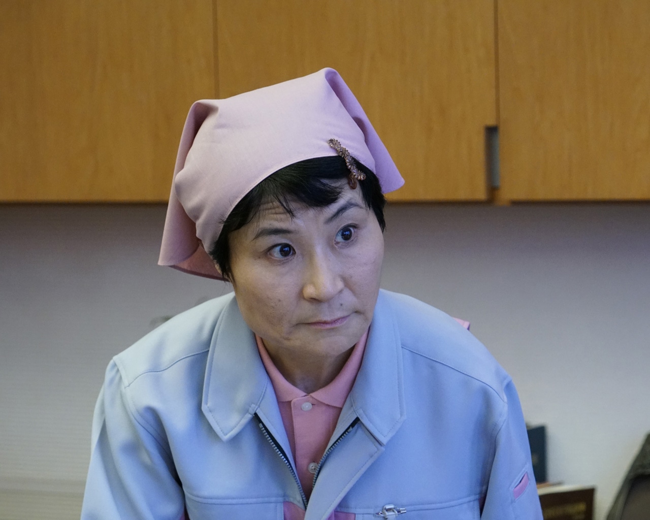 「シン・ゴジラ」より、官邸職員役の片桐はいり。