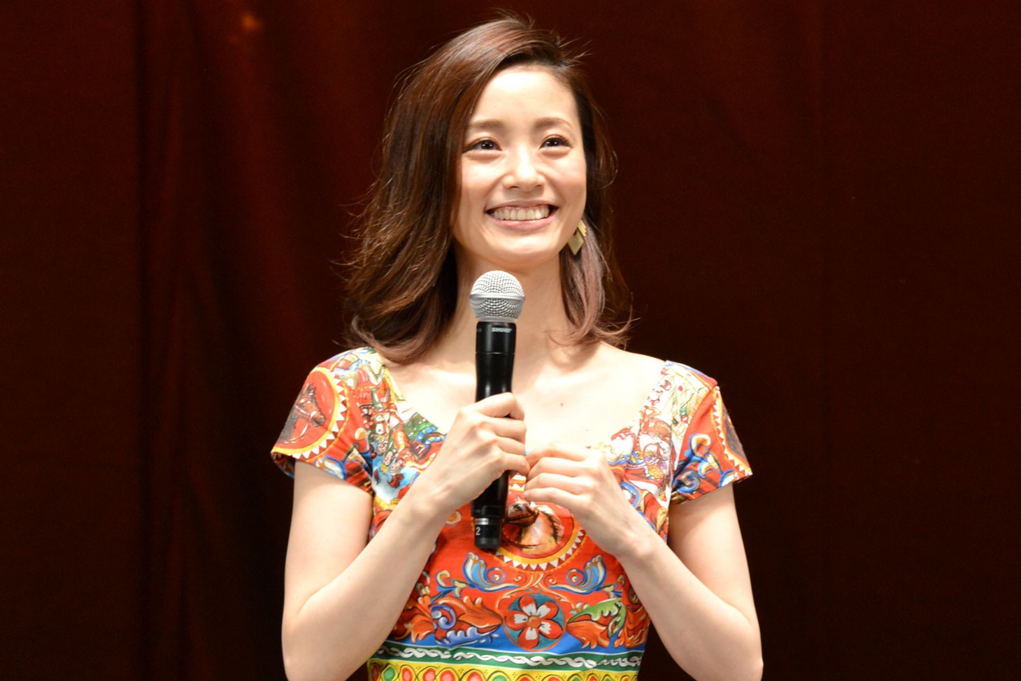 上戸彩