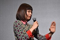 過去の作品を観ることの意義を語る二階堂ふみ。