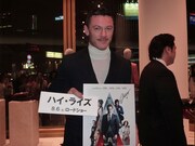 BALLY銀座店のオープン記念パーティーに出席したルーク・エヴァンス。