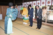 「64-ロクヨン-」ヒット祈願イベントの様子。