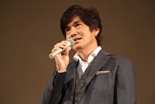 群馬で行われたトークショーに登壇した佐藤浩市。