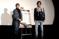 「オマールの壁」初日舞台挨拶の様子。