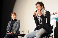 「オマールの壁」初日舞台挨拶の様子。