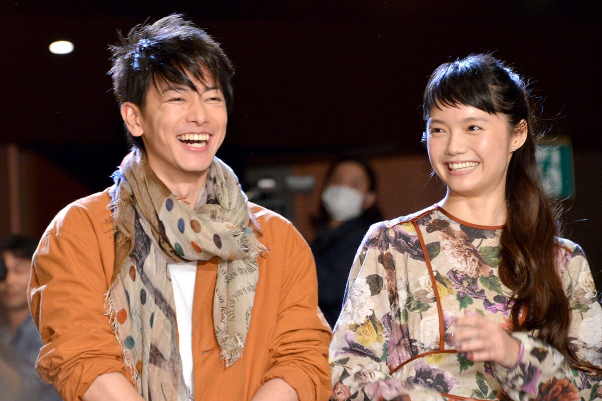 佐藤健と宮崎あおい 世界から消えてほしくないものは 梅おにぎり 映画ナタリー