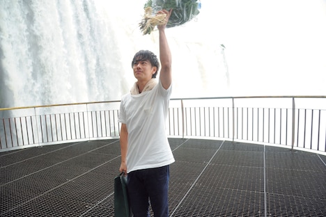 映画「世界から猫が消えたなら」オフィシャルフォトブックより。（撮影：工藤勝彦）