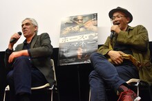 左からペドロ・コスタ、青山真治。