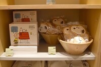 ミュージアムショップBROWN'S STOREで販売されるグッズ。