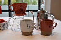 ミュージアムショップBROWN'S STOREで販売されるグッズ。