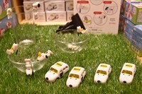 ミュージアムショップBROWN'S STOREで販売されるグッズ。