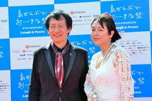 「火 Hee」より監督・主演の桃井かおり（右）、エグゼクティブプロデューサーの奥山和由（左）。