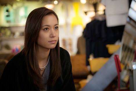 「雨女」より、YURI役の高橋ユウ。