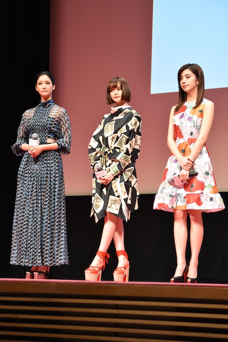 左から菜々緒、玉城ティナ、池田エライザ。