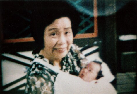 「につつまれて」（監督：河瀬直美）