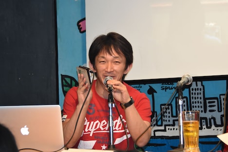 大内貴仁に電話をかける谷垣健治。