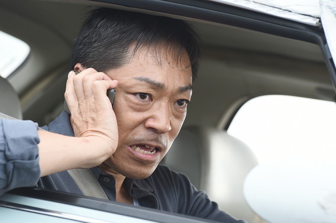 「MOZUスピンオフ 大杉探偵事務所」より、「砕かれた過去編」