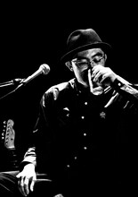 向井秀徳（ZAZEN BOYS）