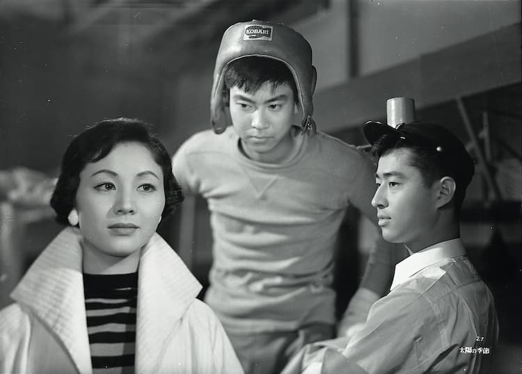 石原裕次郎の銀幕デビュー60周年 太陽の季節 狂った果実 など特集放送 映画ナタリー 石原裕次郎の銀幕デビュー60周年 太陽の季節 狂った果実 など特集放送 映画ナタリー