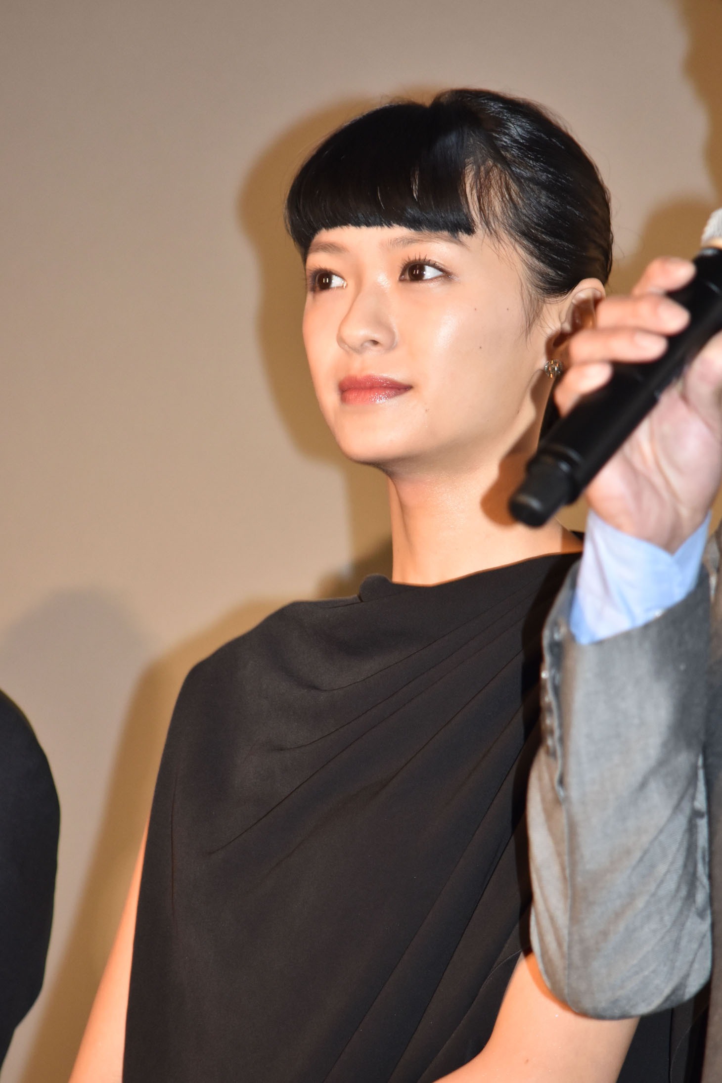 榮倉奈々