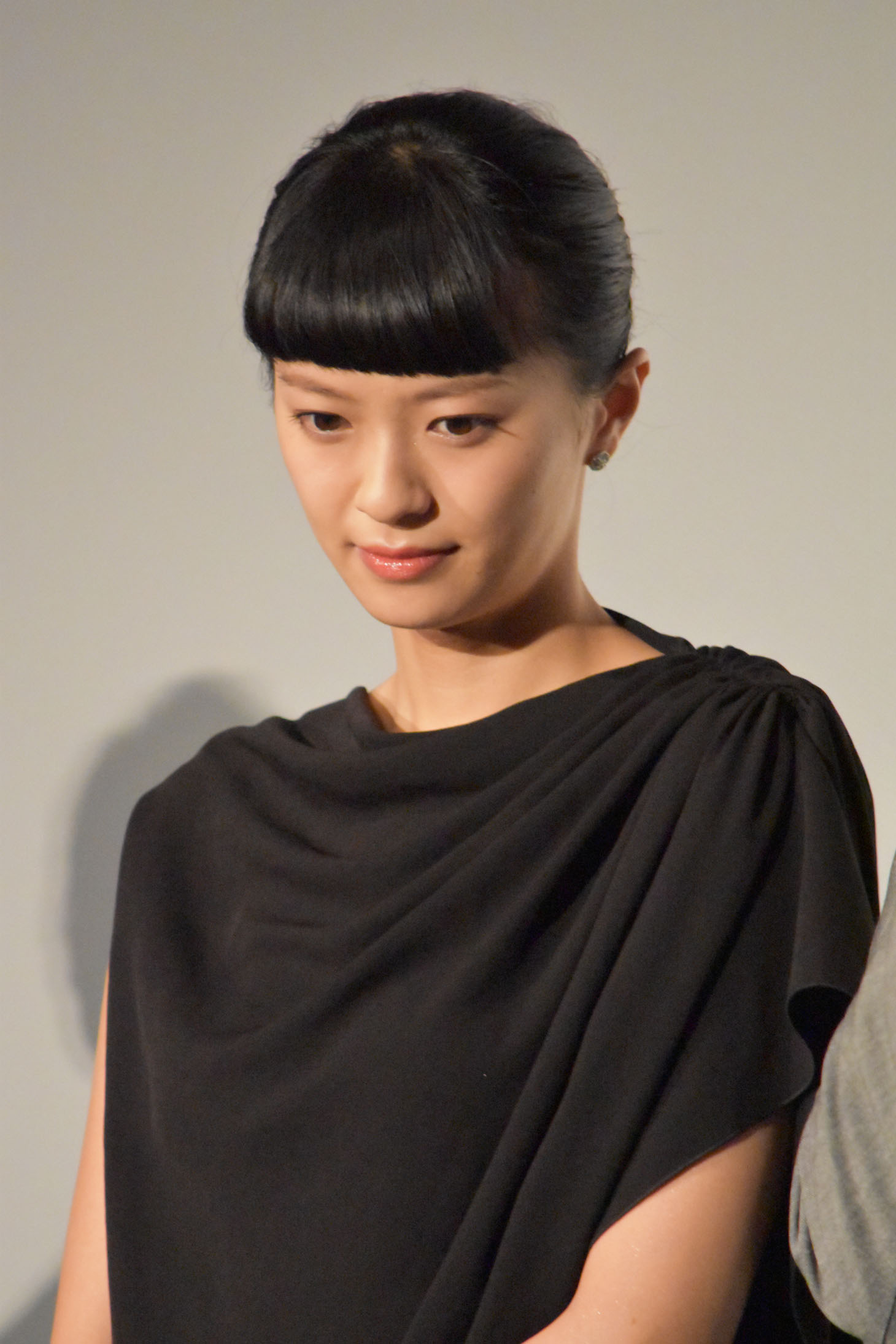 榮倉奈々