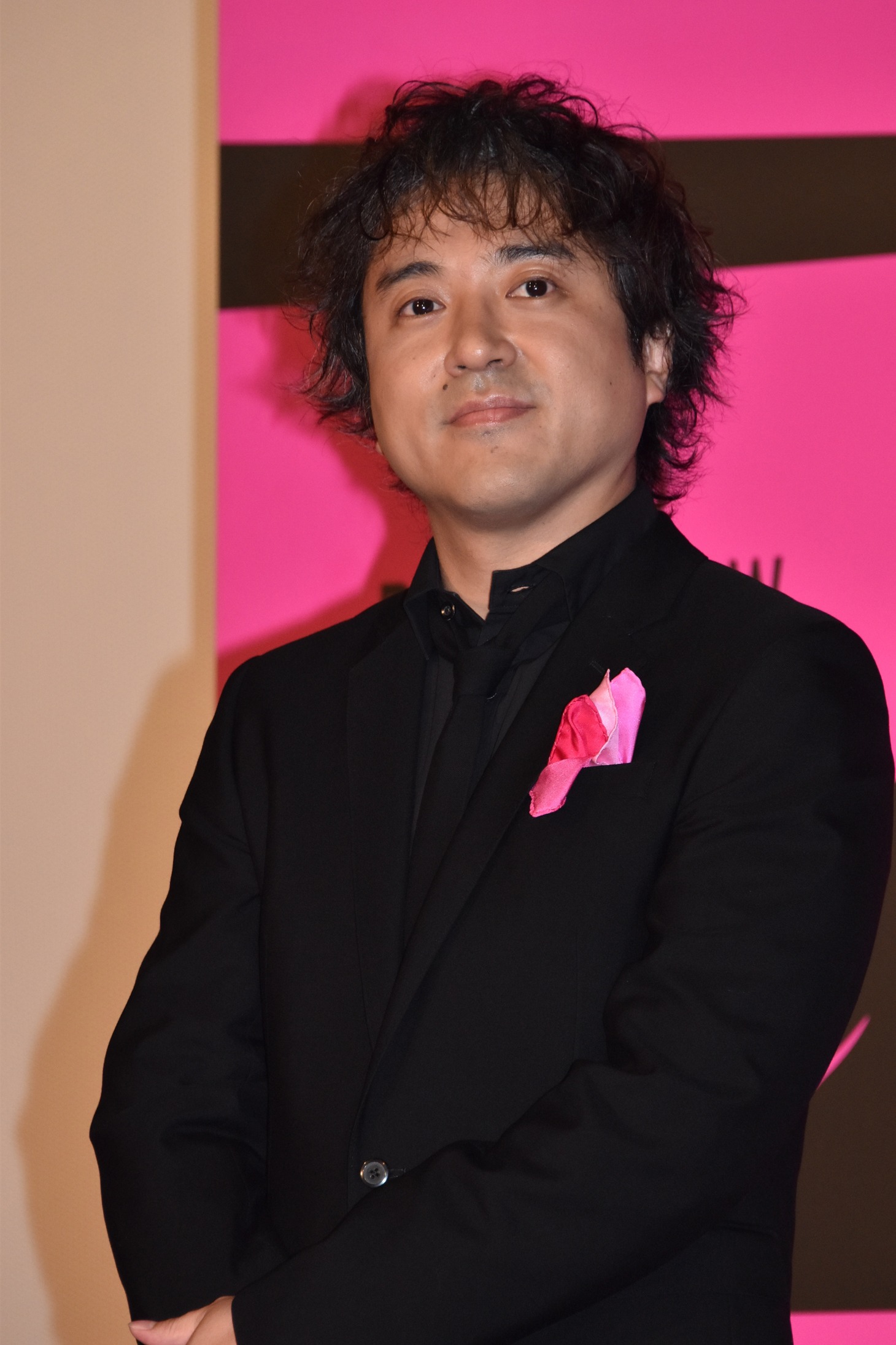 ムロツヨシ