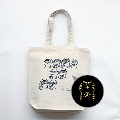 蓄光トートバッグ (c)2016 映画『世界から猫が消えたなら』製作委員会 (c)Genki Kawamura/MIND WAVE INC.