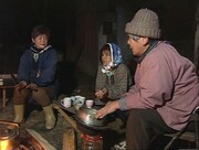 「ふたりの桃源郷」 (c)山口放送