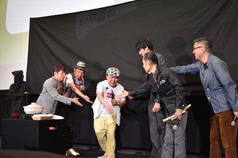 「どうぞどうぞどうぞ」の瞬間。