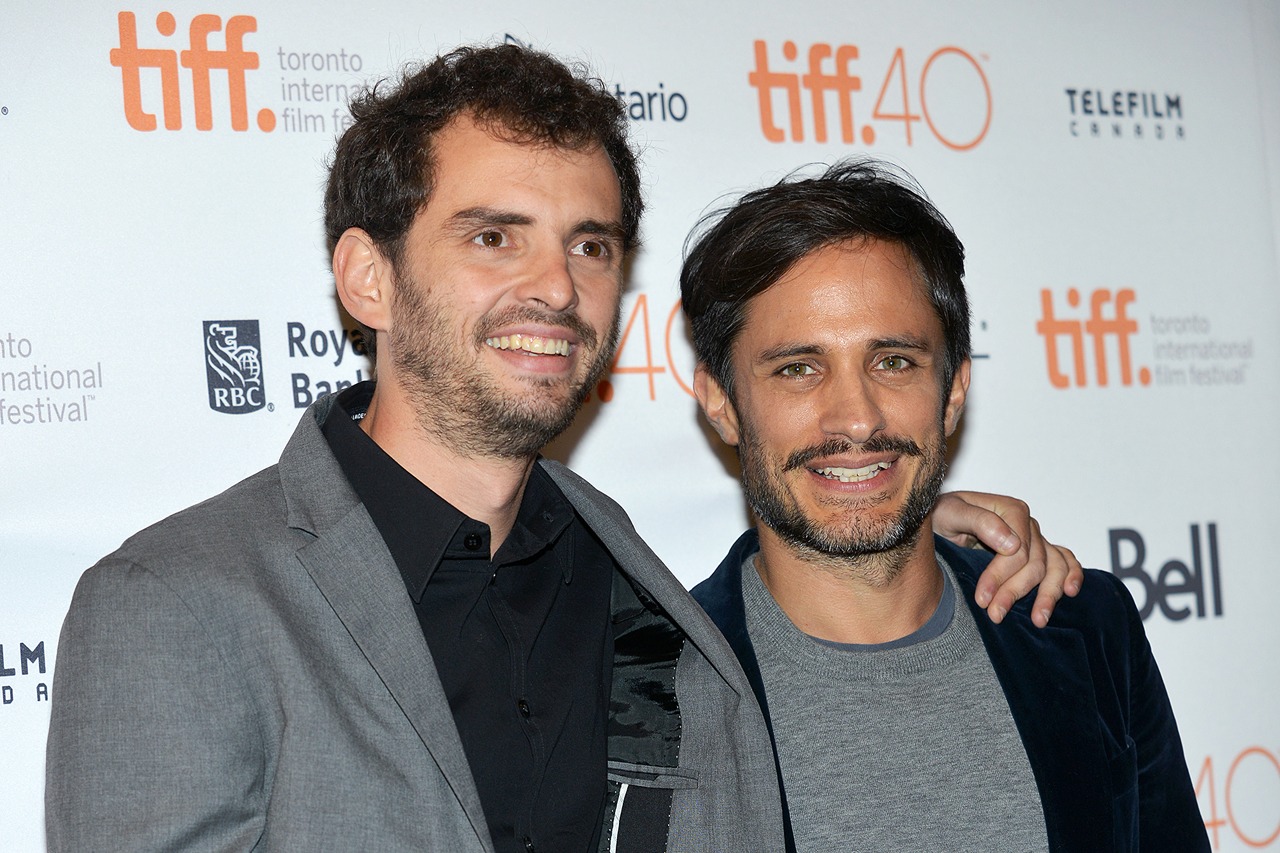 左からホナス・キュアロン、ガエル・ガルシア・ベルナル。