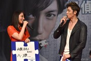 左から広瀬アリス、玉木宏。