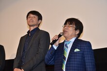 左から吉田栄作、小倉久寛。