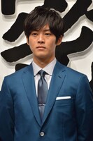松坂桃李