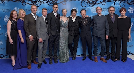 「アリス・イン・ワンダーランド／時間の旅」ワールドプレミアの様子。