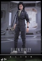 【ムービー・マスターピース】「エイリアン」1/6スケールフィギュア エレン・リプリー