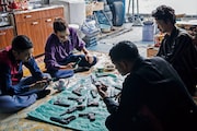 「日本で一番悪い奴ら」 (c)2016「日本で一番悪い奴ら」製作委員会