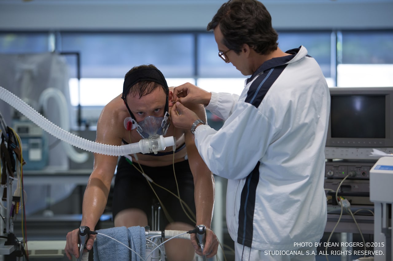 「疑惑のチャンピオン」ロードレース王者のドーピング手口明かす特別映像公開