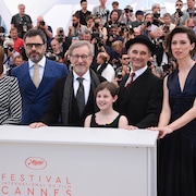 スピルバーグ、マーク・ライランスら「BFG」カンヌでの上映に登場、特報も公開