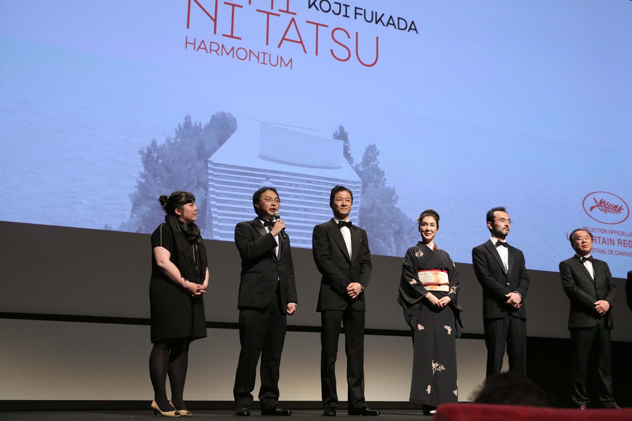 第69回カンヌ国際映画祭での「淵に立つ」舞台挨拶の様子。(c)Kazuko Wakayama