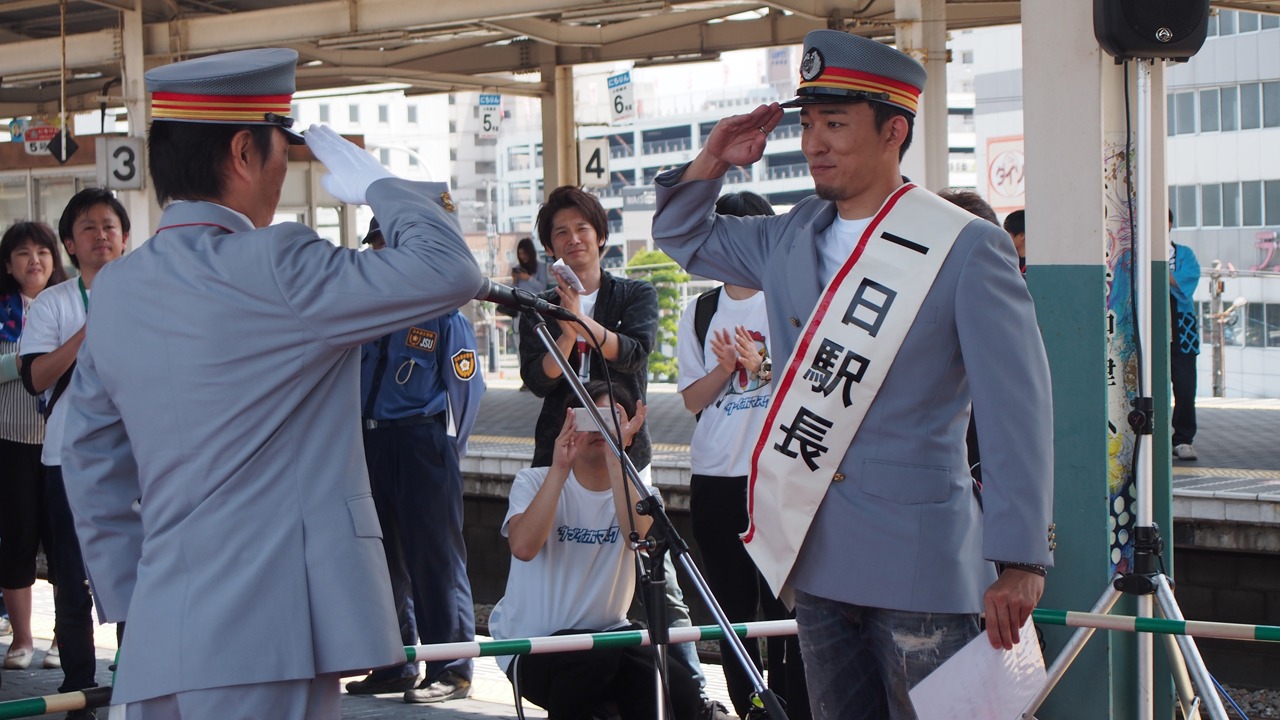 「サブイボマスク」道半祭の様子。