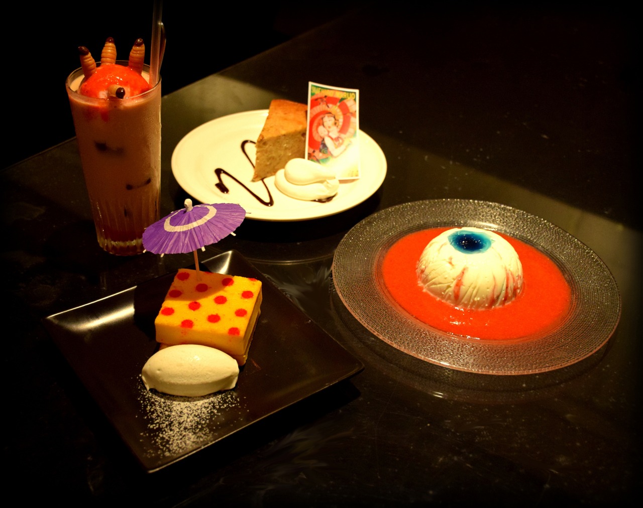 「少女椿」カフェのオリジナルメニュー。