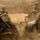 ジャック・ヒューストン主演「ベン・ハー」公開決定、予告編にド迫力の馬車レース