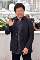 是枝裕和 (c)2016『海よりもまだ深く』製作委員会