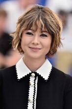 真木よう子 (c)2016『海よりもまだ深く』製作委員会