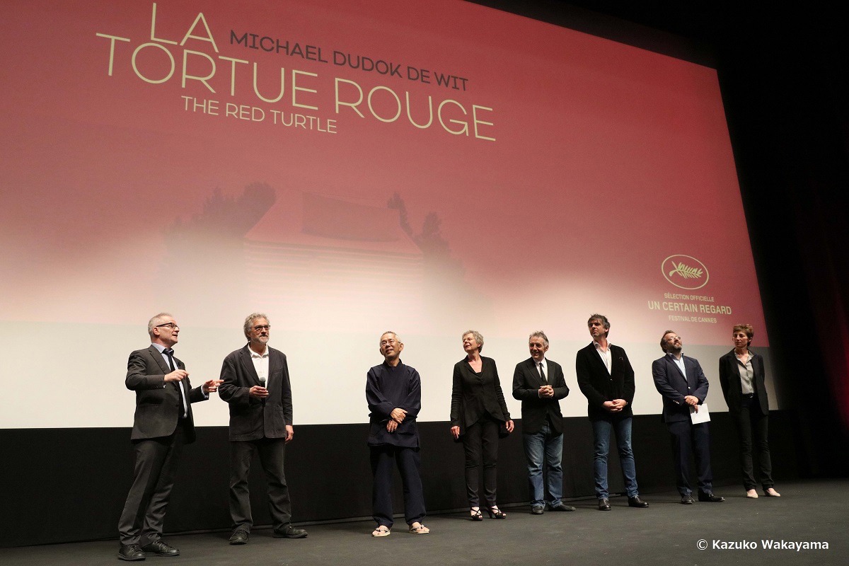 第69回カンヌ国際映画祭での「レッドタートル ある島の物語」舞台挨拶の様子。