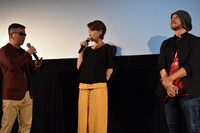 「ガルム・ウォーズ」初日舞台挨拶の様子。