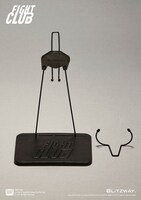 プレミアムアルティメイトマスターピース / ファイト・クラブ：ブラッド・ピット タイラー・ダーデン 1/6 アクションフィギュア レッドジャケットverに付属するスタンド。