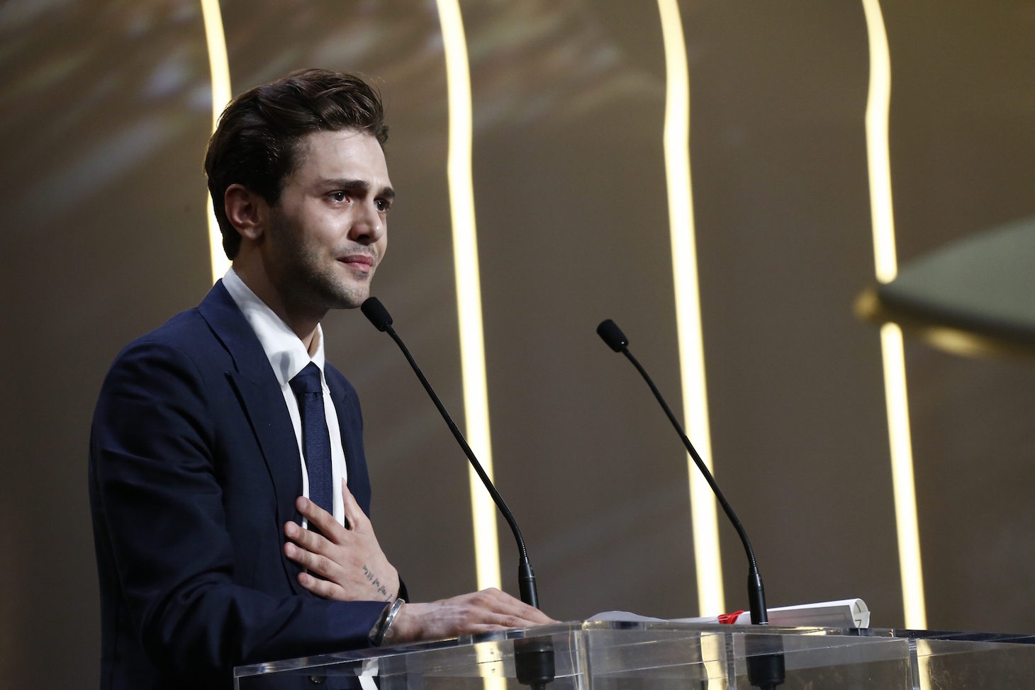 第69回カンヌ国際映画祭にてグランプリを受賞したグザヴィエ・ドラン。（写真提供：PHOTOPQR / NICE MATIN / MAXPPP / ゼータ イメージ）