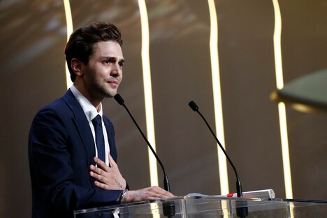 第69回カンヌ国際映画祭にてグランプリを受賞したグザヴィエ・ドラン。(写真提供:PHOTOPQR / NICE MATIN / MAXPPP / ゼータ イメージ)