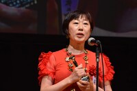 ドキュメンタリー賞を受賞した松本貴子。